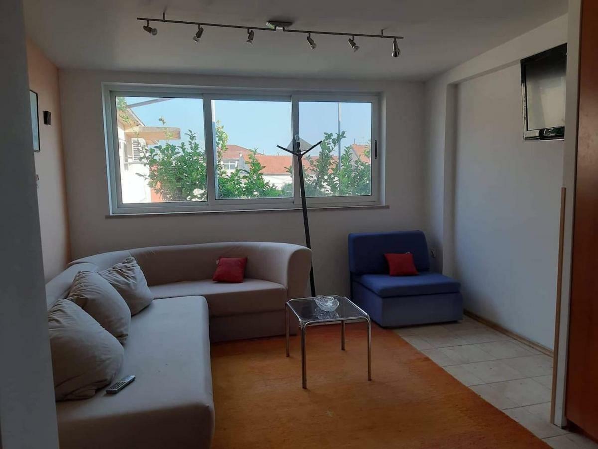 Apartman Lucija Трогир Экстерьер фото
